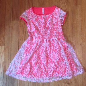 Xhiliration S white lace dress